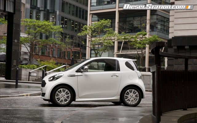 Aston Martin Cygnet Colette 2012 Widescreen Picture #19 Aston Martin Cygnet Colette 2012 Widescreen Picture #19